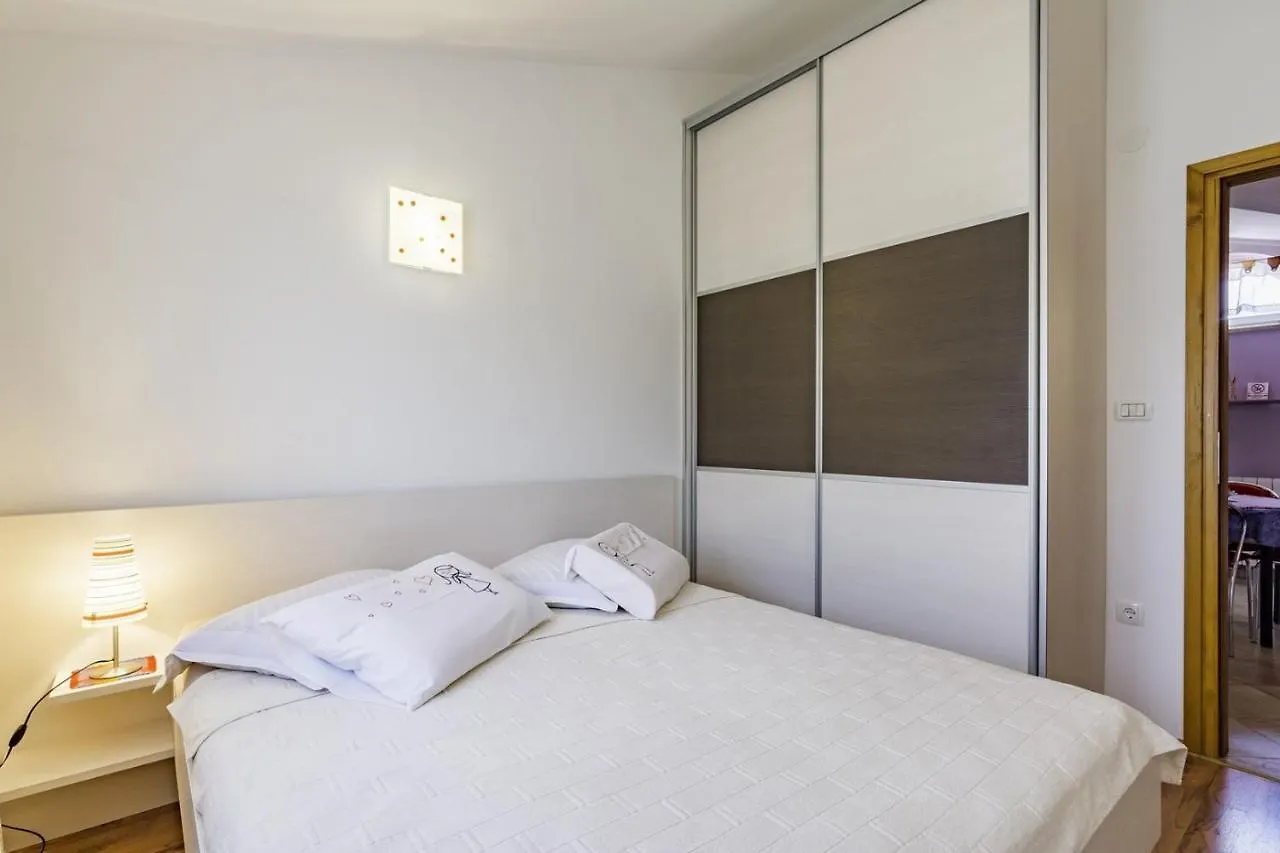 Bozica House With Apartment Umag 0*,