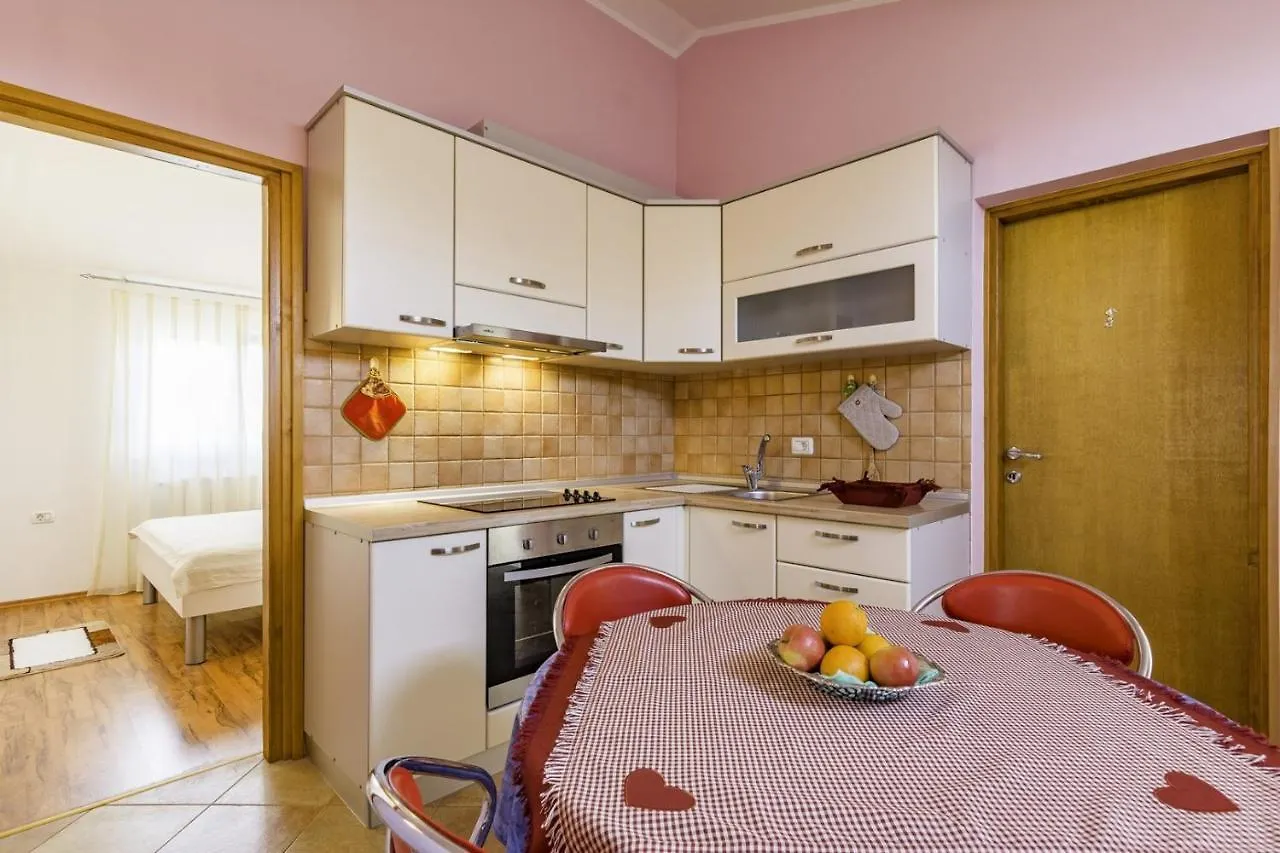 Bozica House With Apartment Umag Croatia