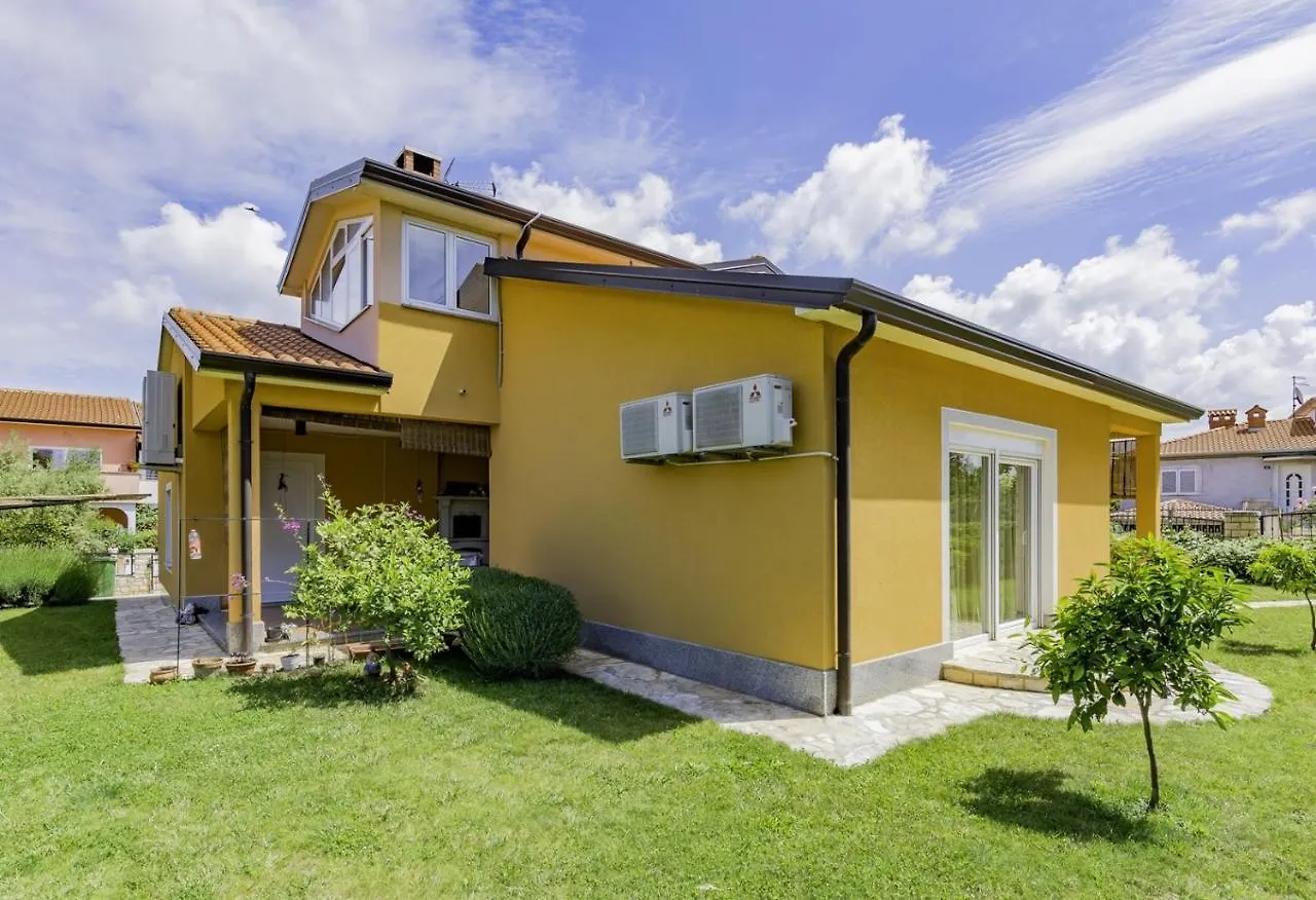 Bozica House With Apartment Umag 0*,  Croatia